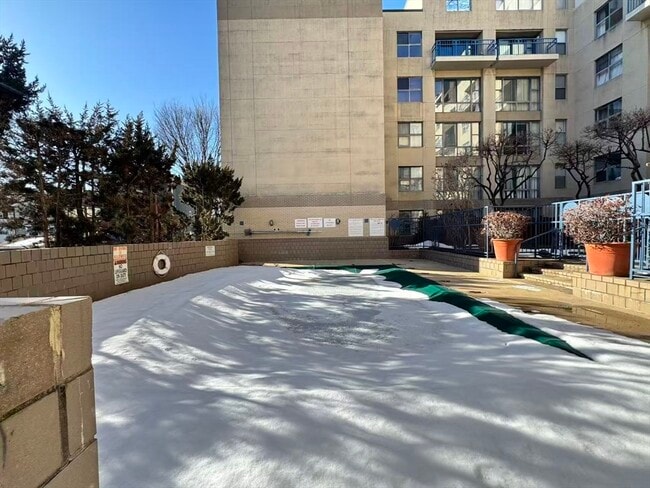 Foto del edificio - 599 Cambridge St