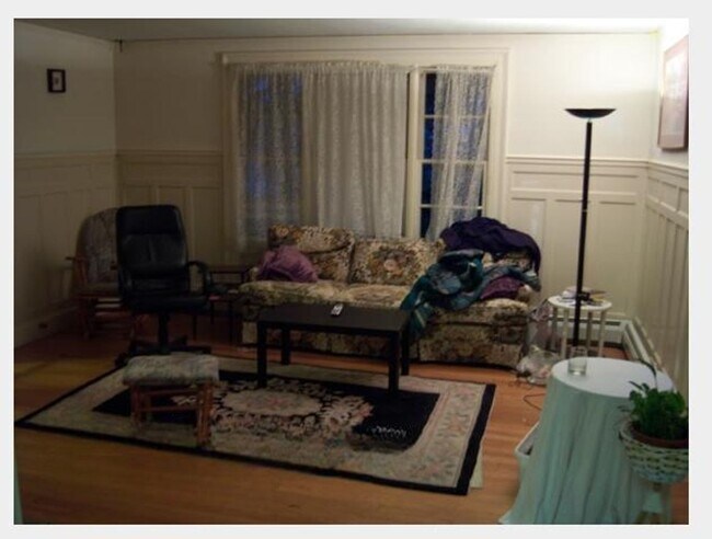 Building Photo - Gorgeous six bedroom in Brighton