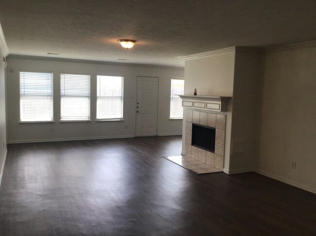 Building Photo - 11919 Panay Village Drive