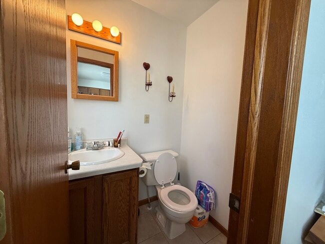 Foto del edificio - 211 Cherrywood Ln