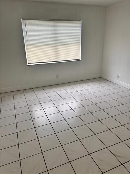 Foto del edificio - 7800 NW 37th Dr