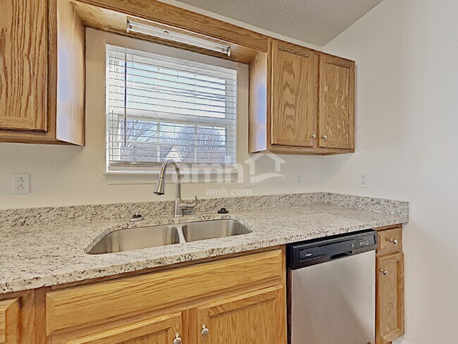 Foto del edificio - 1507 Killarney Dr