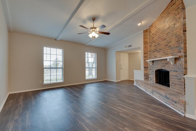 Building Photo - 1201 Creekwood Court, Allen