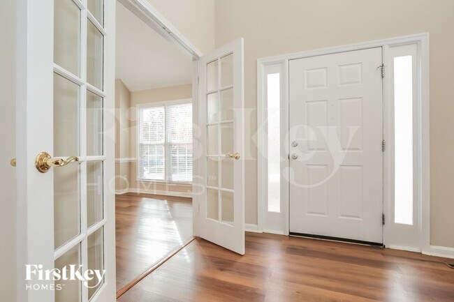 Foto del edificio - 5212 Autumn Woods Dr