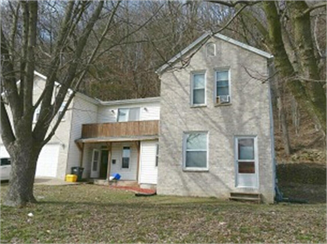 Building Photo - 2509 Lincoln Ave