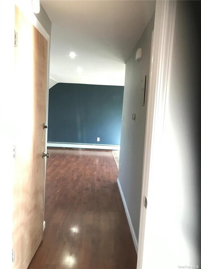 Foto del edificio - 807 Franklin Ave