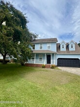 Building Photo - 1001 Pintail Ct
