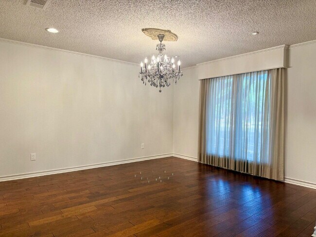 Foto del edificio - 4215 95th St