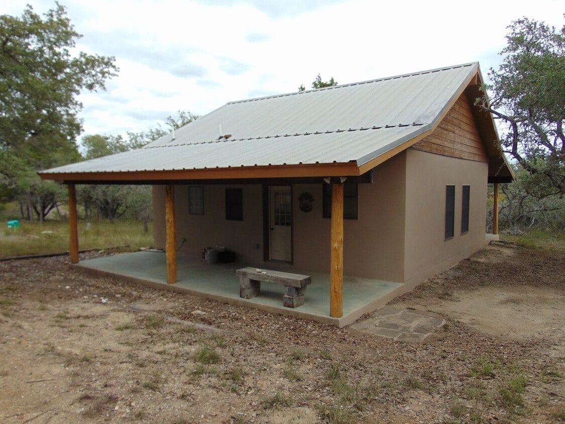 601 Lakeside Dr, Wimberley, TX 78676 House Rental in Wimberley, TX