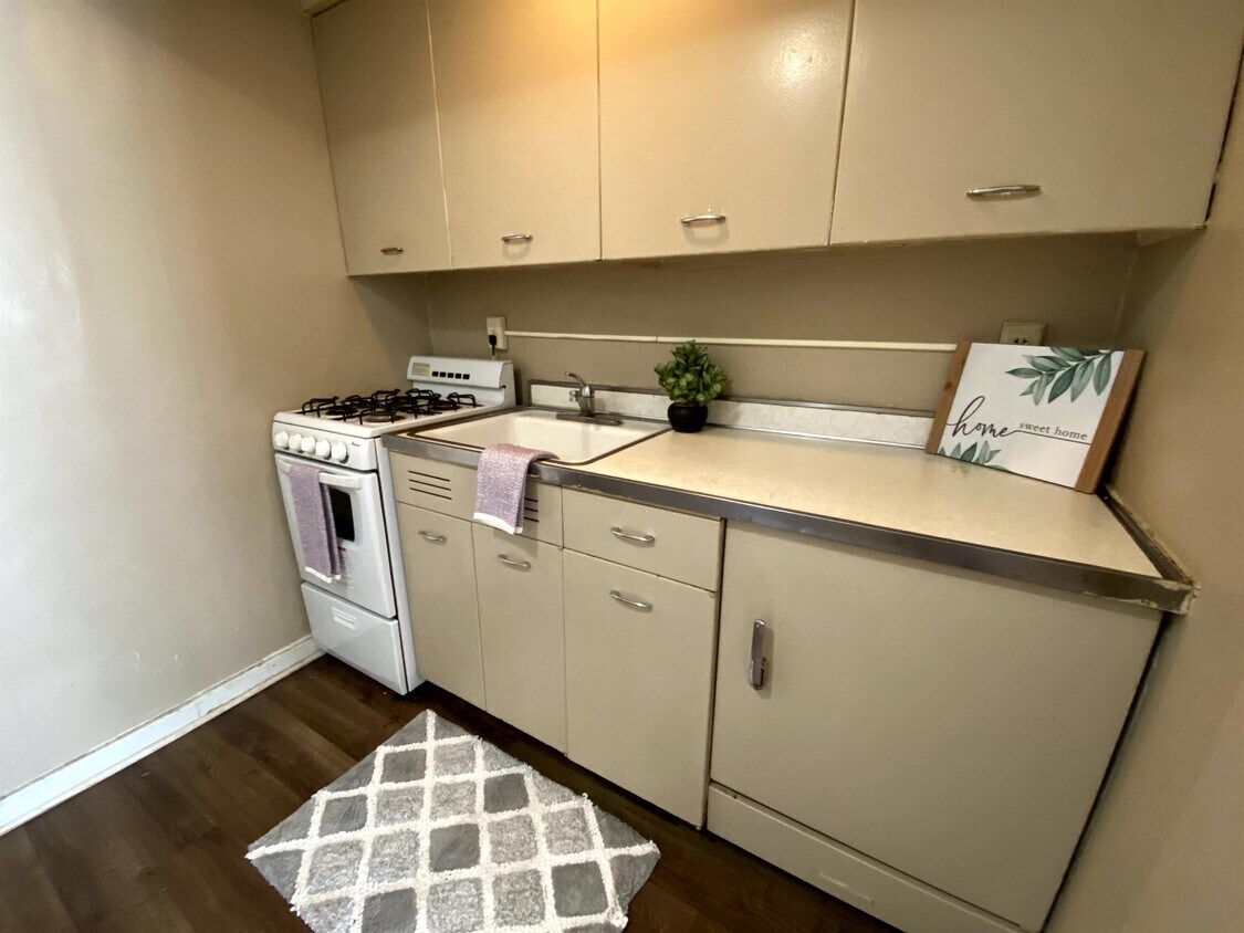 Foto principal - 208 Parkview Blvd