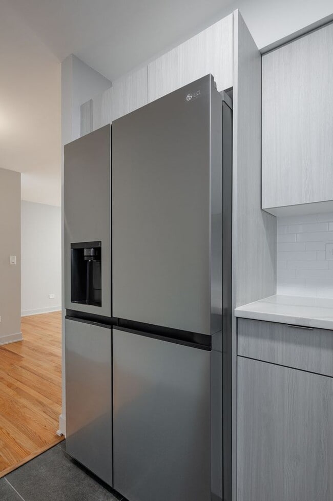 Kitchen - 505 W Melrose Street