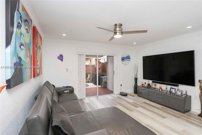Building Photo - 30 SW 108th Ave