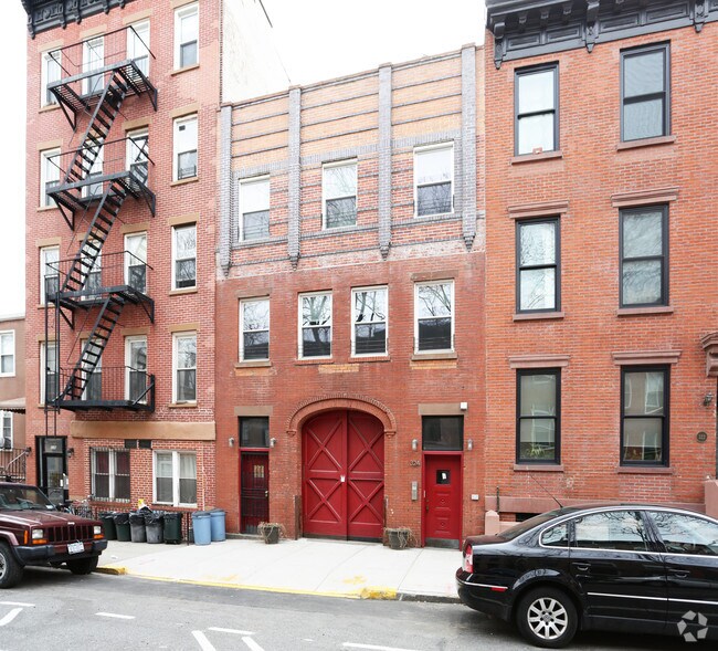 Foto del edificio - 324 Sackett St