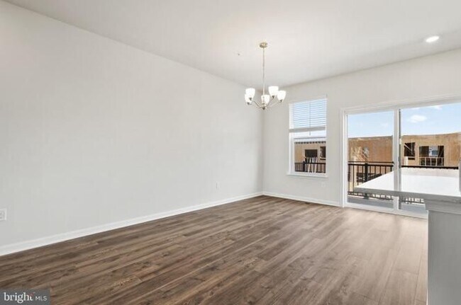 Foto del edificio - 7446 Fern Gully Way