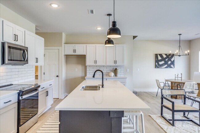 Foto del edificio - Fox Creek- Maggie Plan