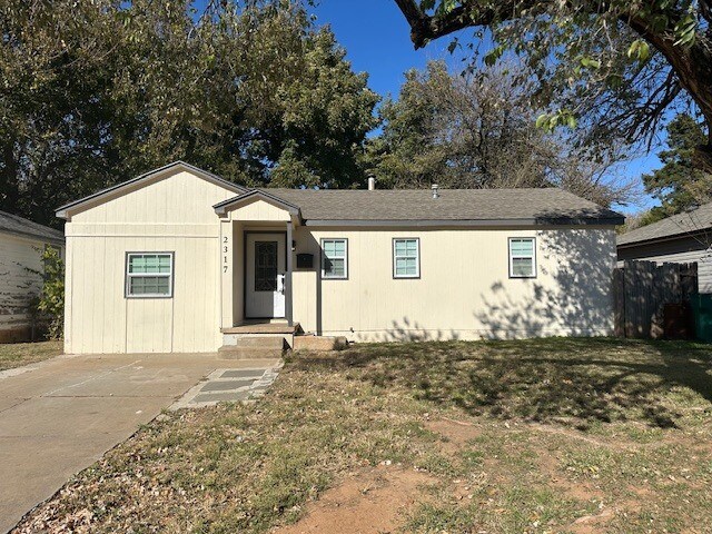 Foto principal - 2317 SW 48th St