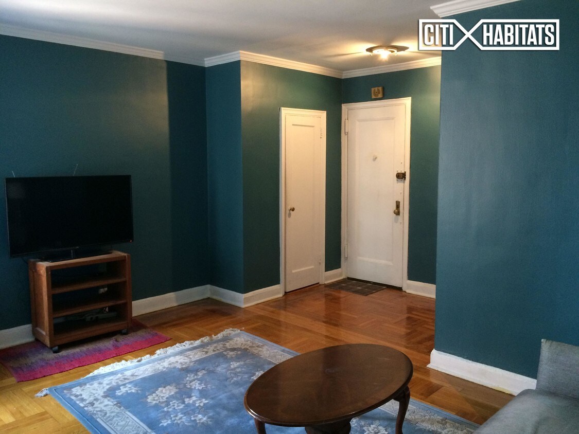 Foto principal - 4842 44th St