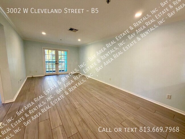 Foto del edificio - 3002 W Cleveland St