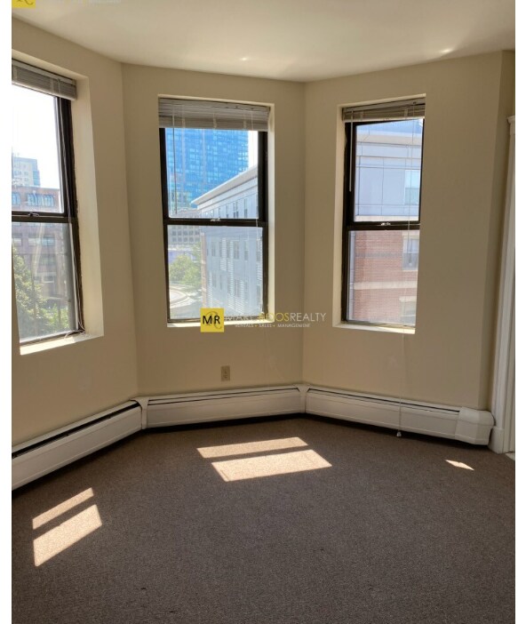 Foto del edificio - 853 Beacon St