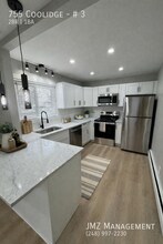 Building Photo - 755 Coolidge St