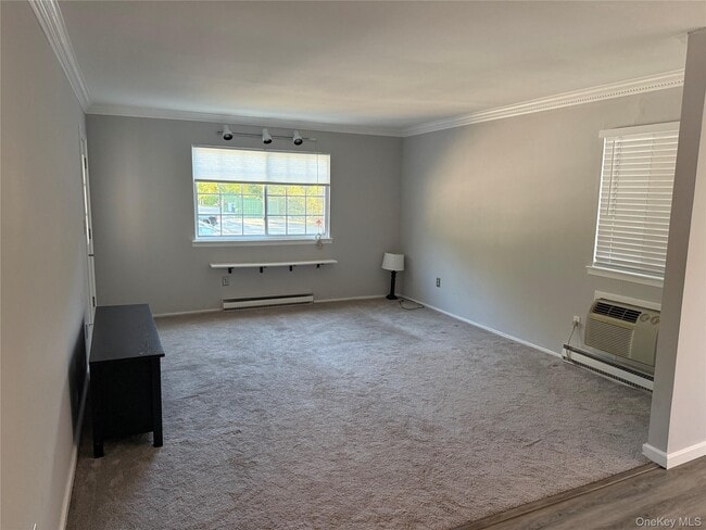 Foto del edificio - 608 Fox Run Ln