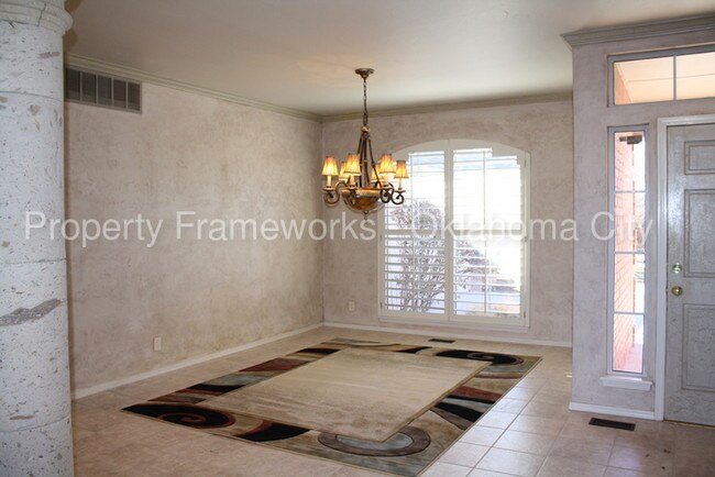 Foto del edificio - Spacious 5 bed 3 bath in Edmond