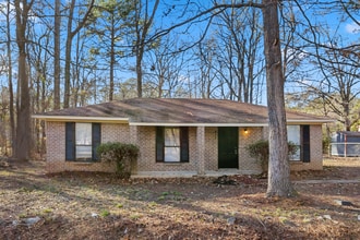 Building Photo - 617 George Kersh Dr