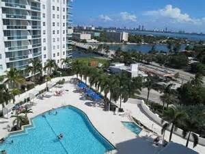 Building Photo - 7900 Harbor Island Dr