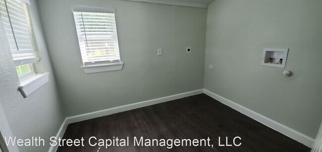 Building Photo - 3 br, 1 bath House - 170 S Denver