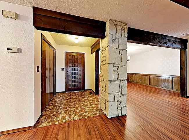 Building Photo - Come see your new 3 bedrooom, 2 bath house on a beautful corner lot in Union Schools!