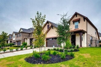 Building Photo - 4 Centennial Ridge Pl