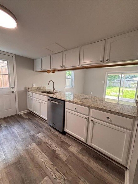 Foto del edificio - 4640 Fairfield St