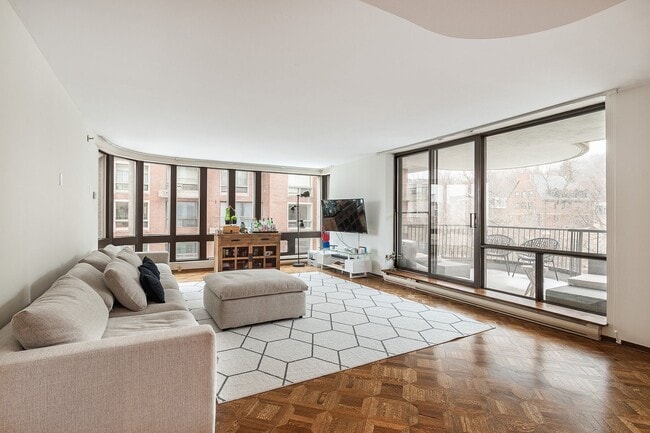 Building Photo - 3577 Atwater Ave