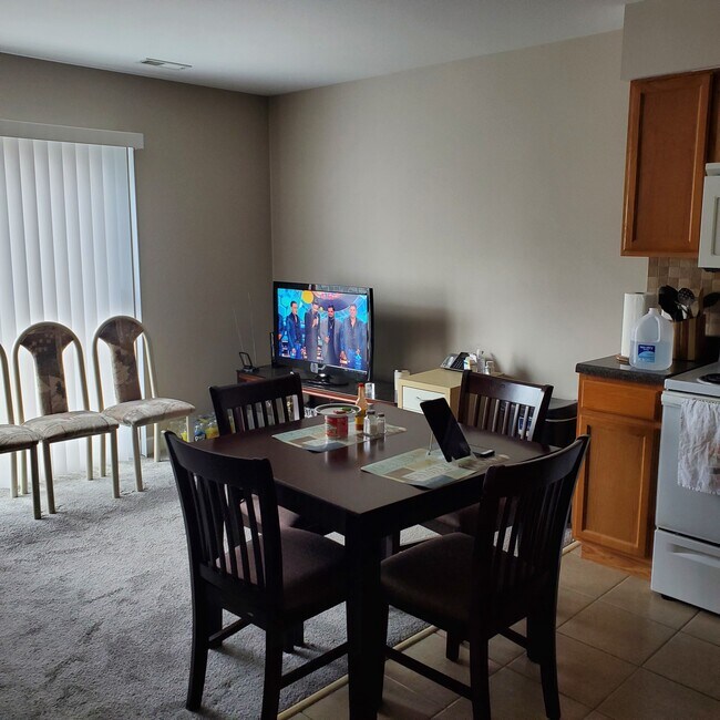 Foto del edificio - 3423 Ridgeland-102