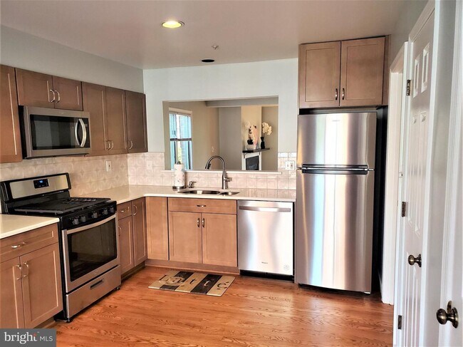 Foto del edificio - 66 Rockcrest Cir