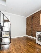 Building Photo - 219 E 23rd St