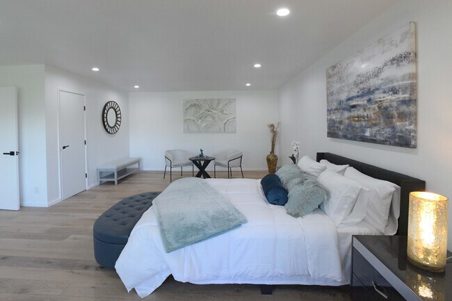 Building Photo - 11587 Sunshine Ter