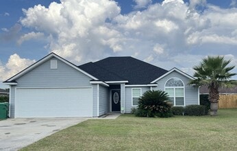 Building Photo - 5593 Pasadena Way