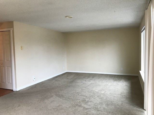 Foto del edificio - 9715 Danwood Ln NW