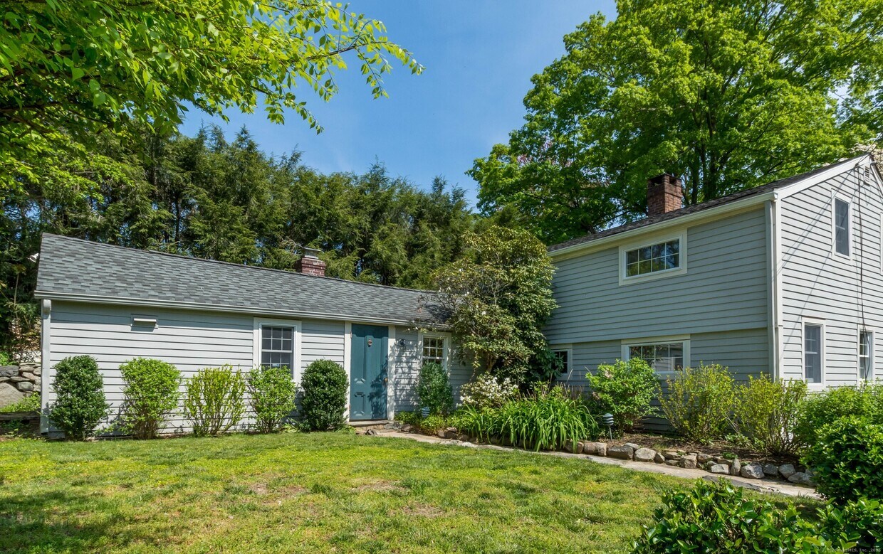 Primary Photo - 214 Wolfpit Ave