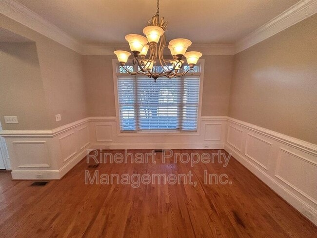 Foto del edificio - 1212 Auburndale Ln