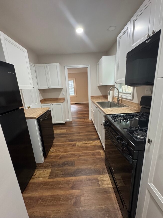 Building Photo - 809 Vine St