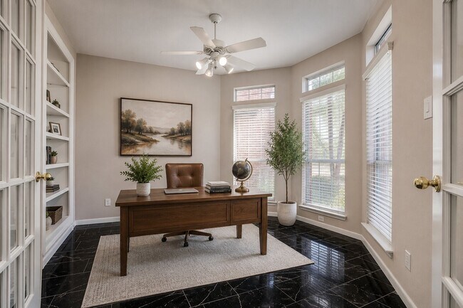Foto del edificio - 13419 Sunset Bay Ln