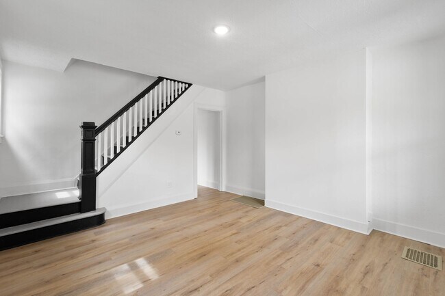 Foto del edificio - 1117 McNeilly Ave