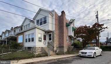 Building Photo - 7250 Radbourne Rd