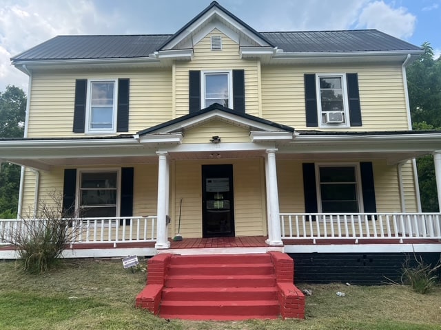 Primary Photo - 1728 2nd St