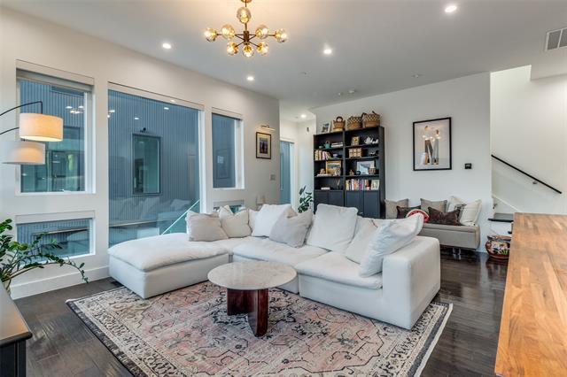 Foto del edificio - 4805 Manett St