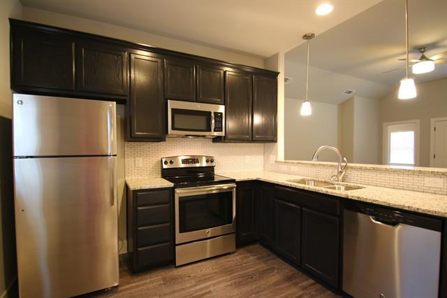 Foto del edificio - 228 Stewart Bend Ct