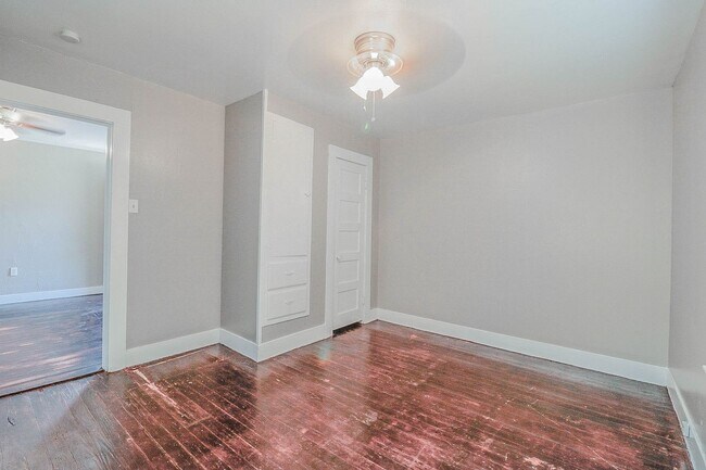 Foto del edificio - 2429 23rd St