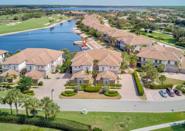 Foto del edificio - 8771 Coastline Ct